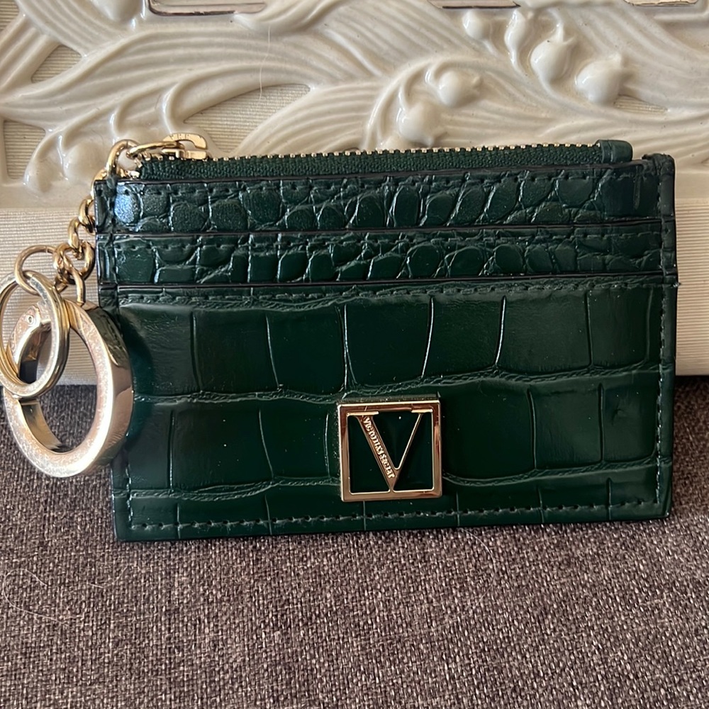 Victorias Secret Emerald Green Croc Embossed Card Holder NWOT